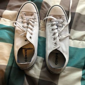Converse size 8